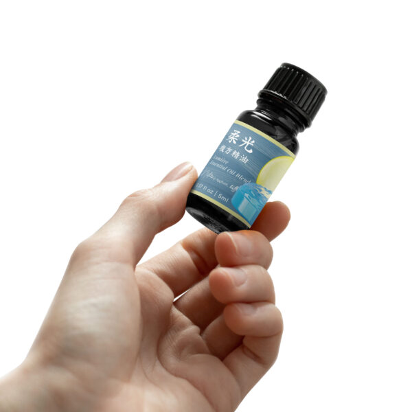 Lumière: The Scent of Safe, Serene Sleep - Image 2